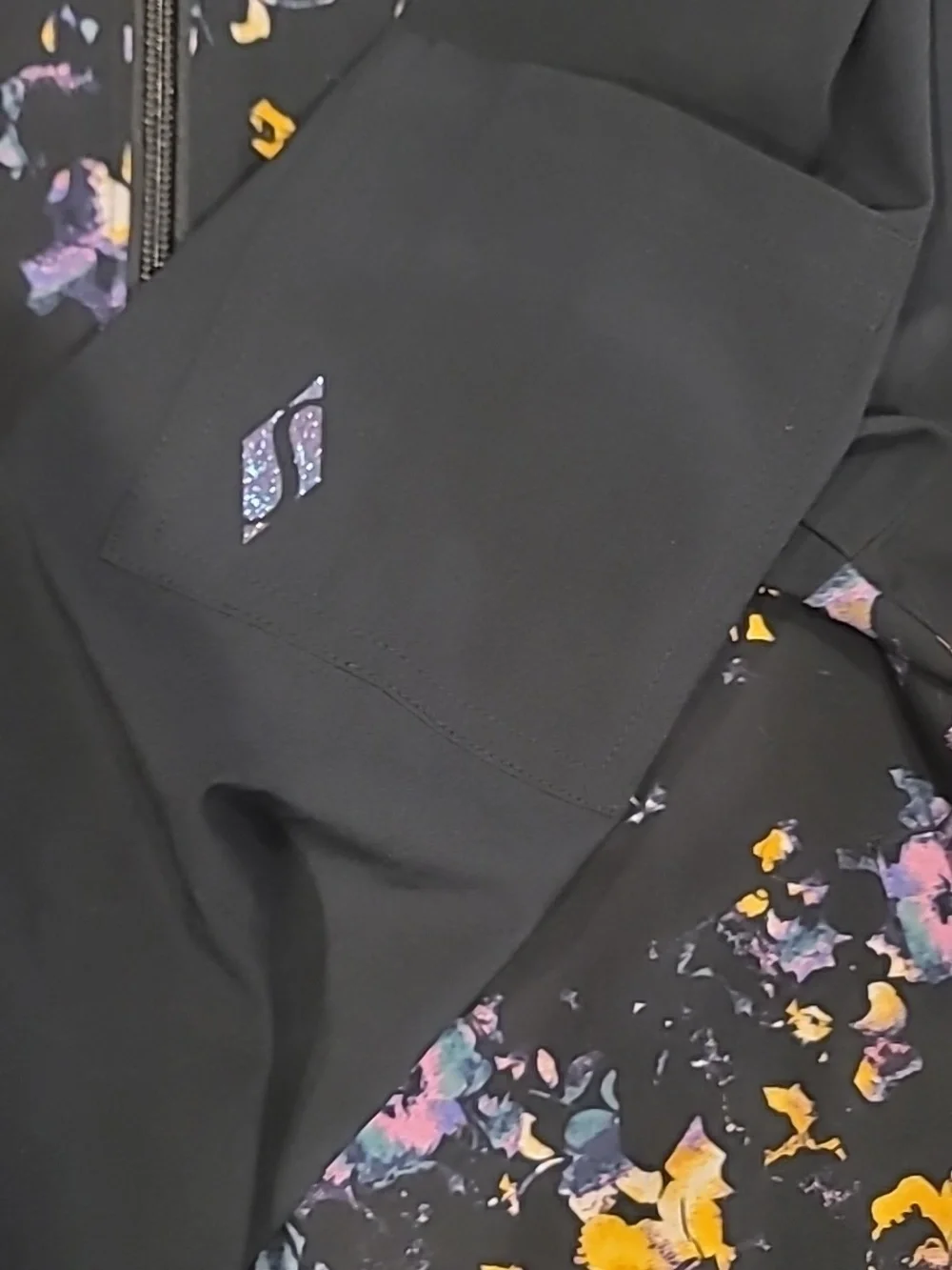 Sketchers Floral Full Zipper Jacket Black Medium